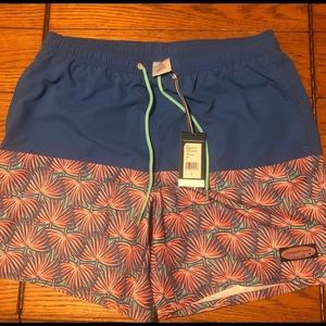 Brand new men’s Vineyard Vines swim trunks